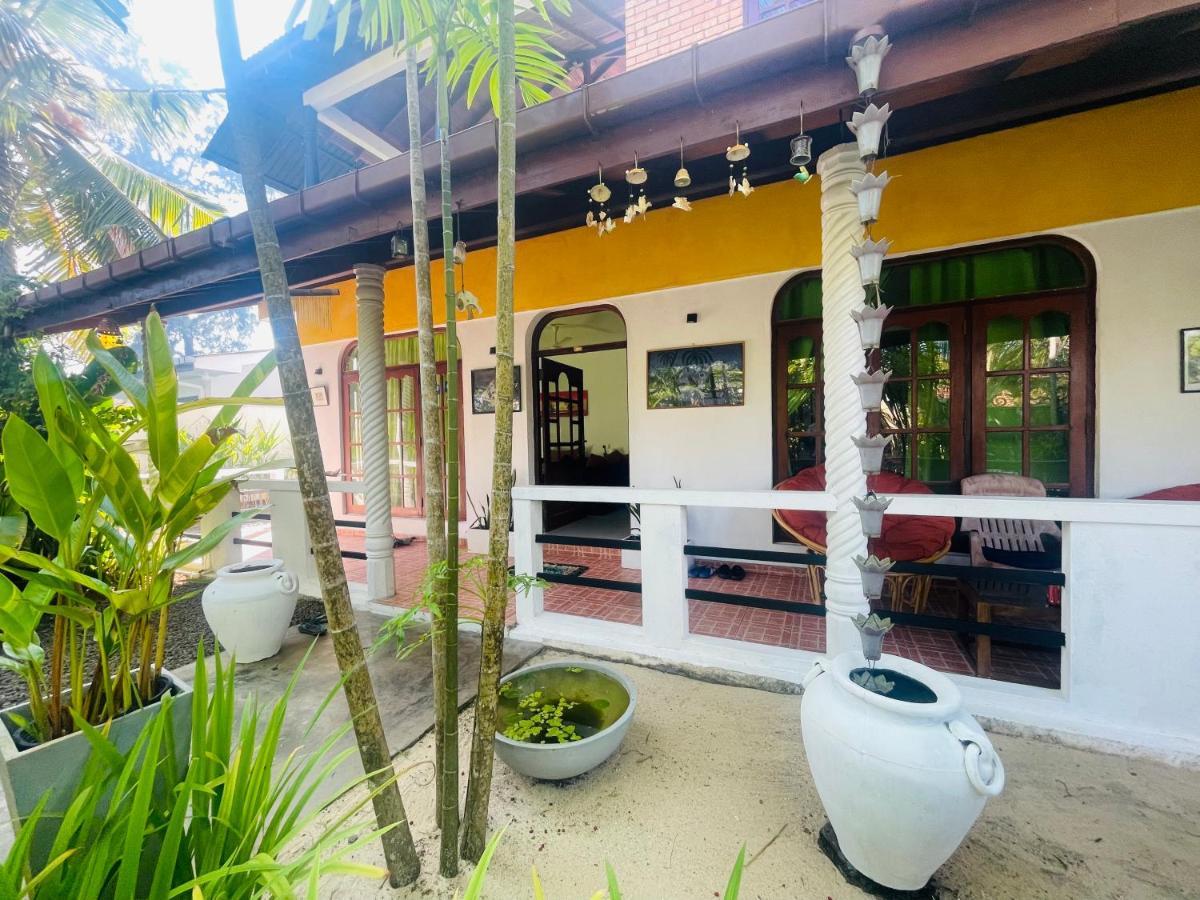 Bougain Villa Guesthouse Mirissa Ngoại thất bức ảnh