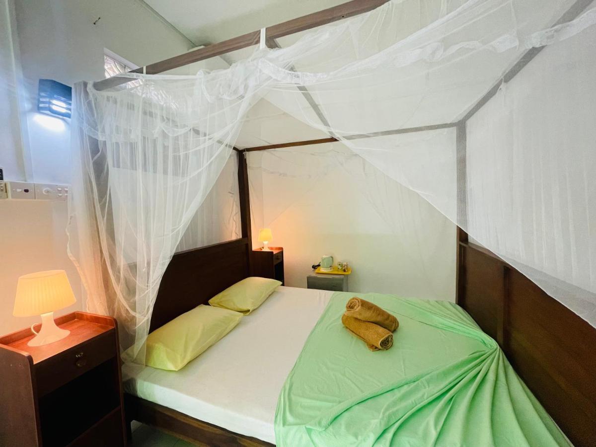 Bougain Villa Guesthouse Mirissa Ngoại thất bức ảnh