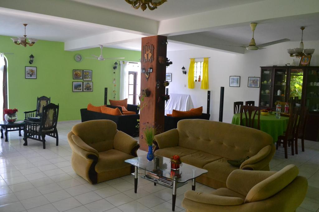 Bougain Villa Guesthouse Mirissa Ngoại thất bức ảnh